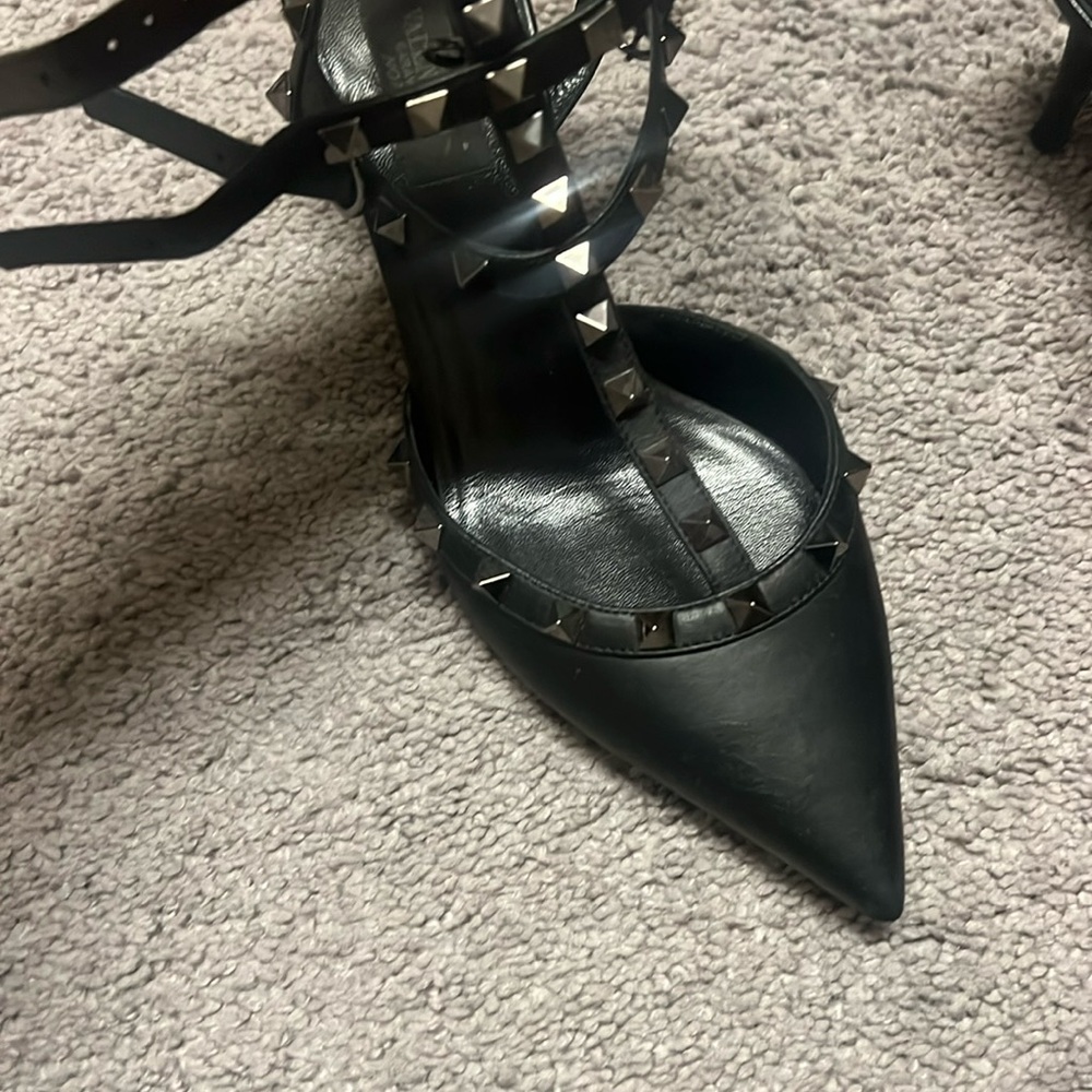 Valentino Rockstud kitten heel
